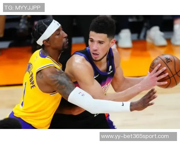 主帅奥特迎来执教首胜布克分享球队为其制作祝贺视频的温馨时刻