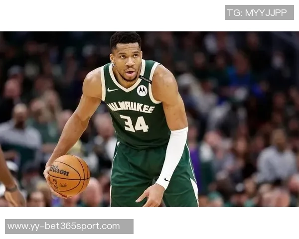 雄鹿队迎来历史时刻字母哥五弟亚历克斯签约双向合同