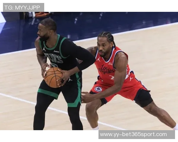 杰伦布朗状态火热单核带队四场比赛三次30表现惊艳 杰伦布朗状态火热单核带队四场比赛三次30表现惊艳